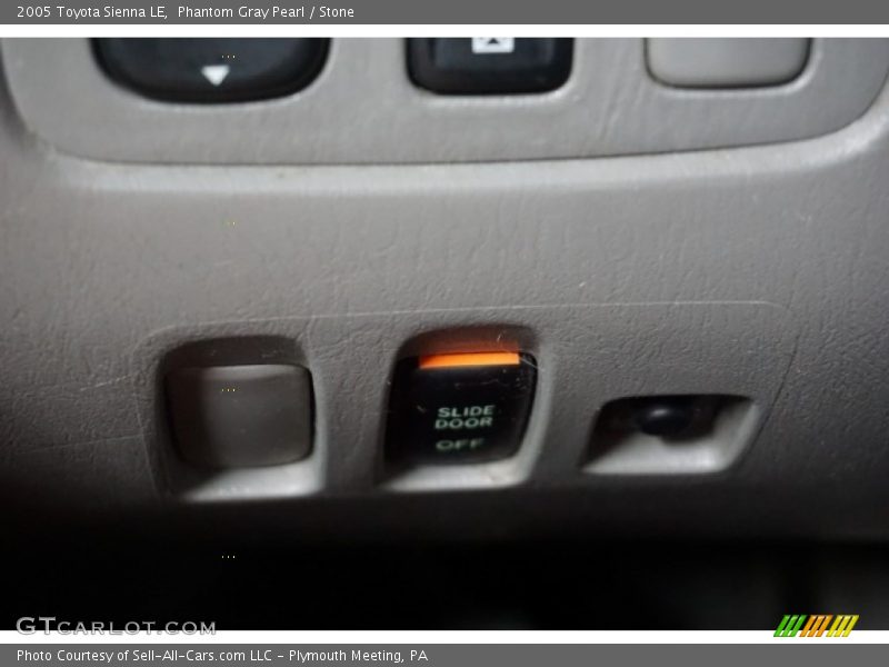Phantom Gray Pearl / Stone 2005 Toyota Sienna LE