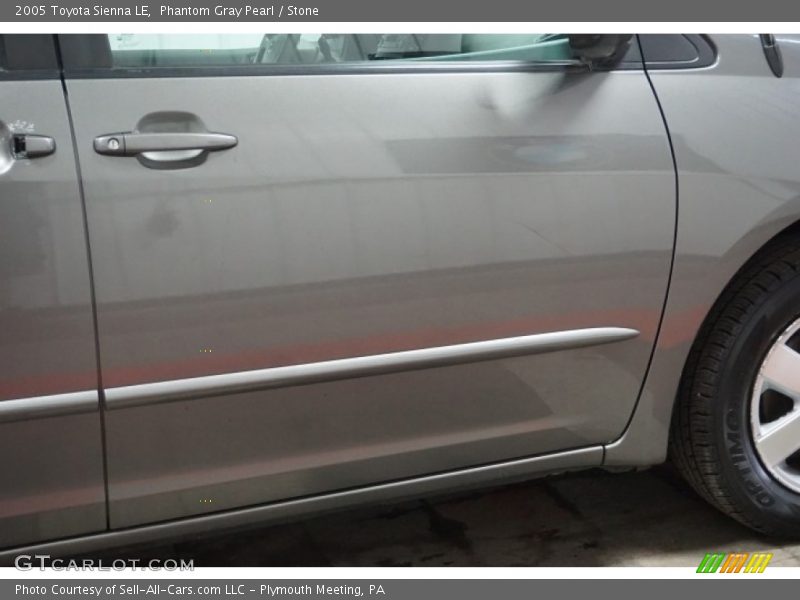 Phantom Gray Pearl / Stone 2005 Toyota Sienna LE