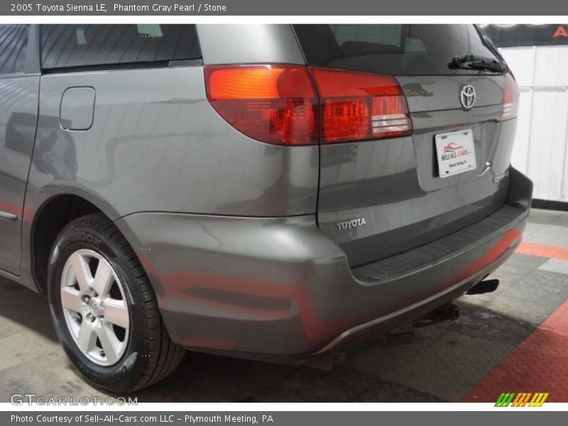 Phantom Gray Pearl / Stone 2005 Toyota Sienna LE