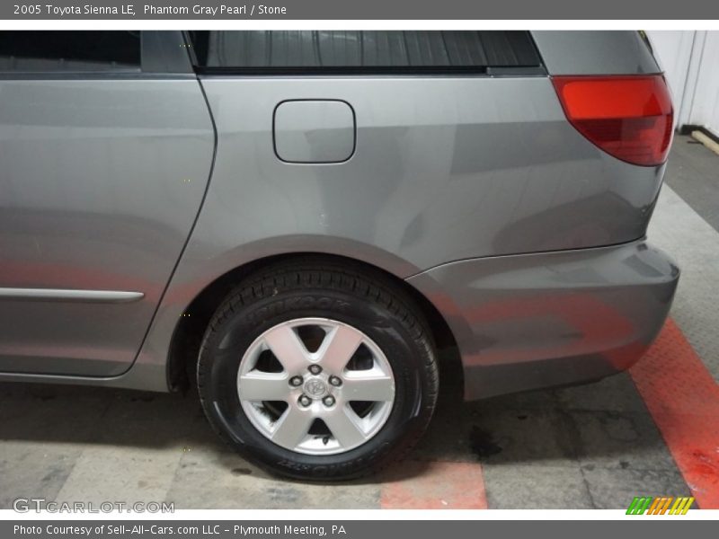 Phantom Gray Pearl / Stone 2005 Toyota Sienna LE