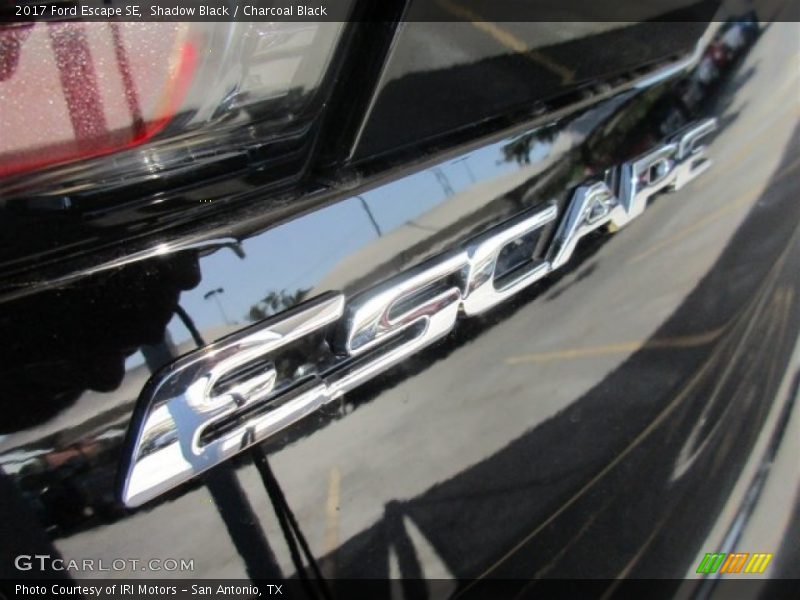 Shadow Black / Charcoal Black 2017 Ford Escape SE