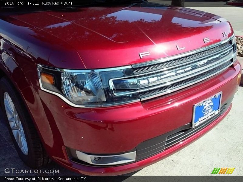 Ruby Red / Dune 2016 Ford Flex SEL