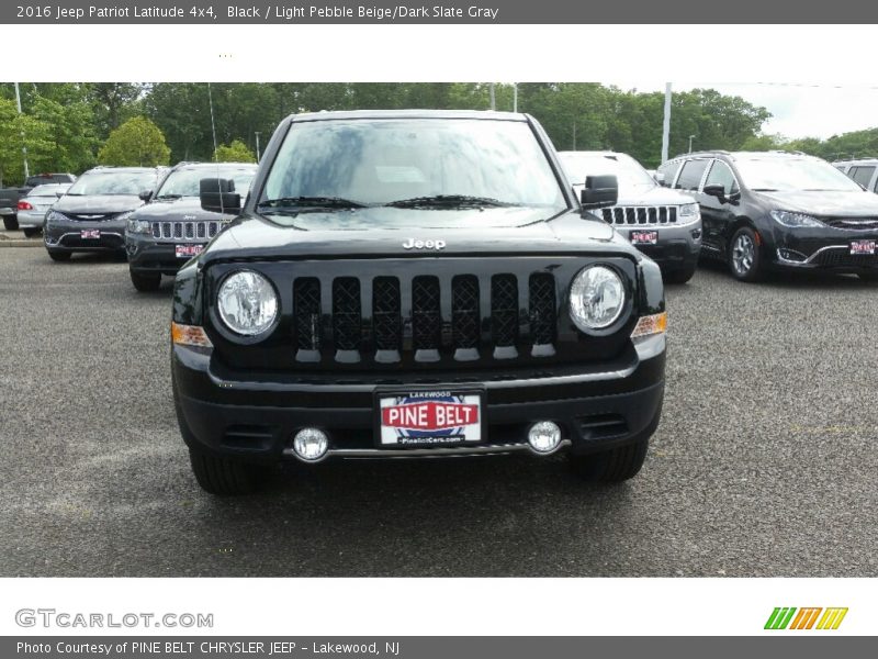 Black / Light Pebble Beige/Dark Slate Gray 2016 Jeep Patriot Latitude 4x4