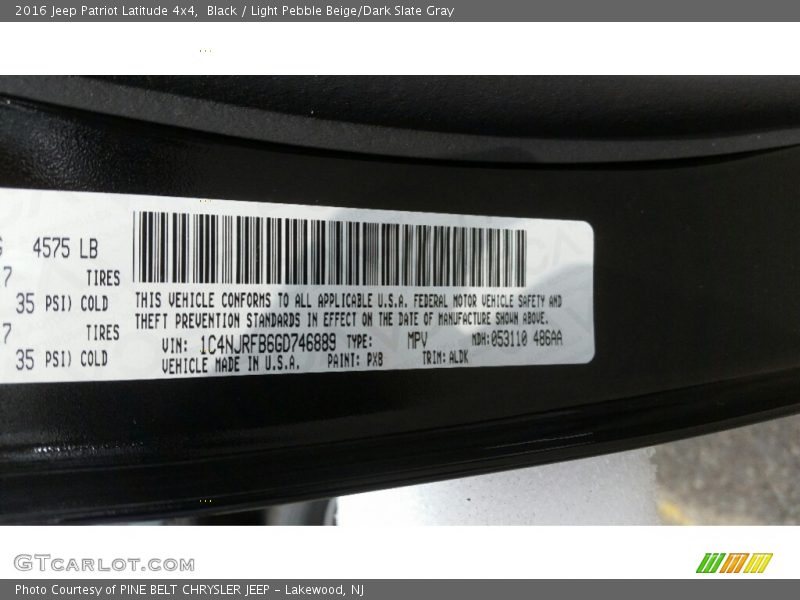 Black / Light Pebble Beige/Dark Slate Gray 2016 Jeep Patriot Latitude 4x4