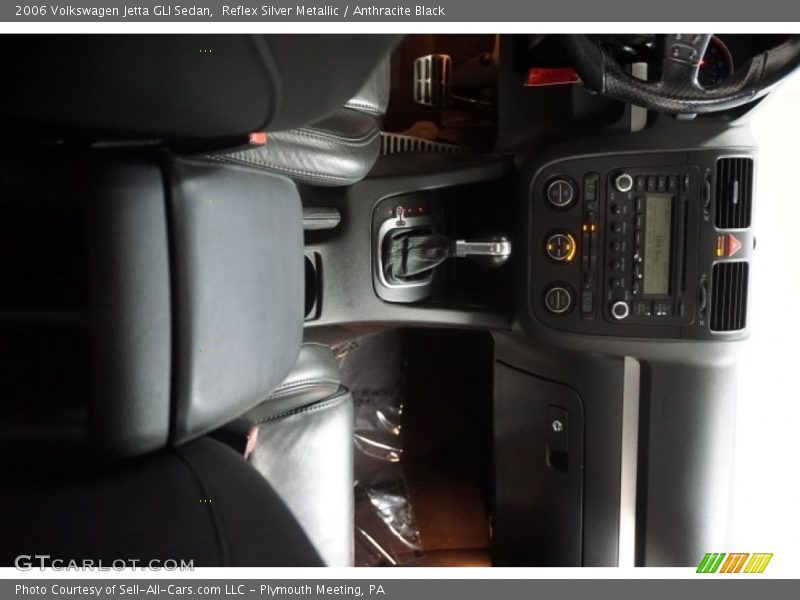 Reflex Silver Metallic / Anthracite Black 2006 Volkswagen Jetta GLI Sedan