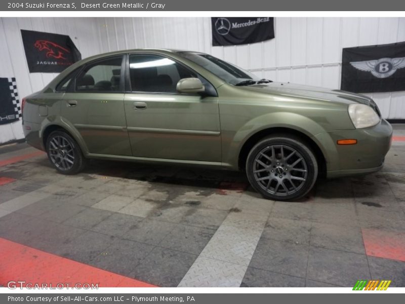 Desert Green Metallic / Gray 2004 Suzuki Forenza S