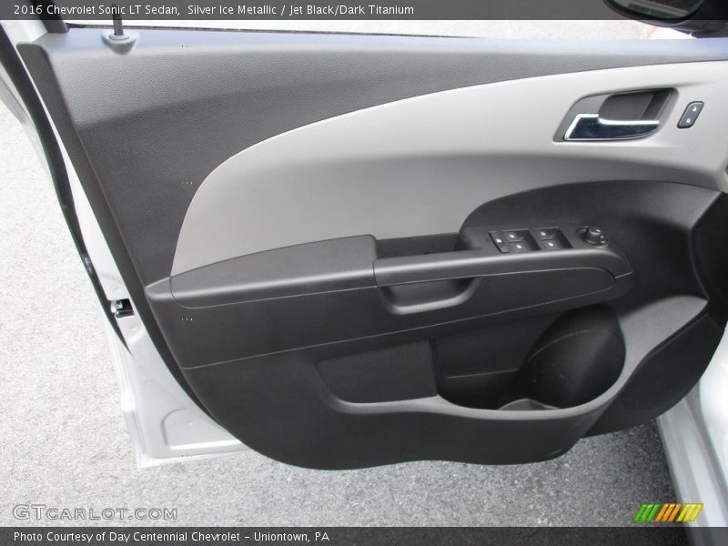Silver Ice Metallic / Jet Black/Dark Titanium 2016 Chevrolet Sonic LT Sedan