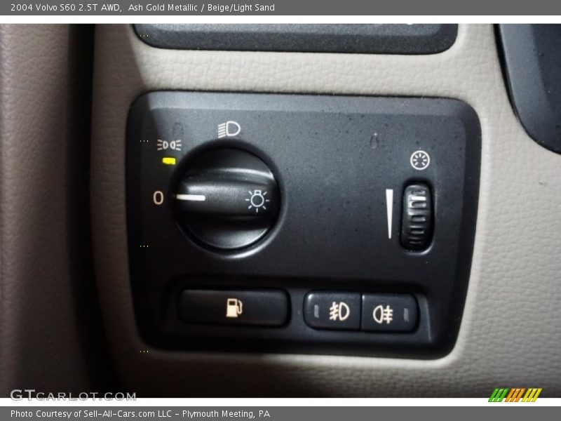 Ash Gold Metallic / Beige/Light Sand 2004 Volvo S60 2.5T AWD