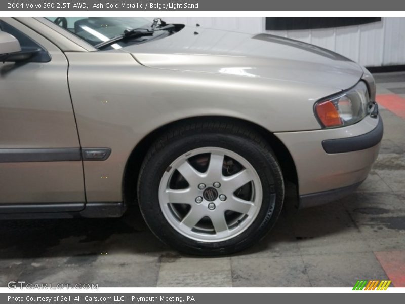Ash Gold Metallic / Beige/Light Sand 2004 Volvo S60 2.5T AWD