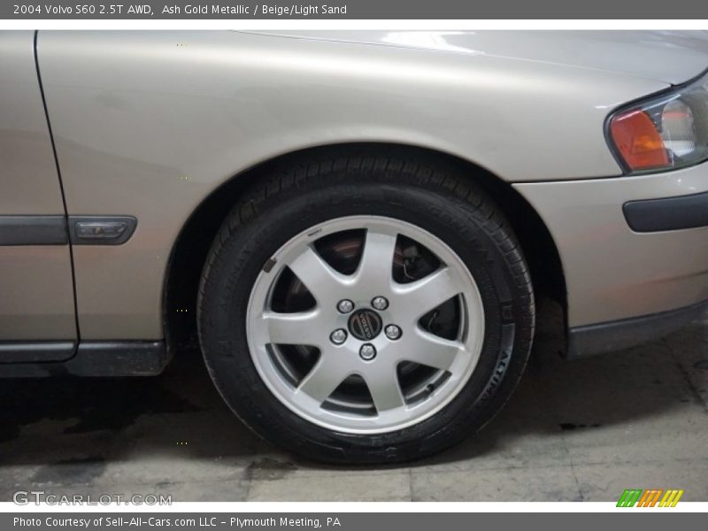 Ash Gold Metallic / Beige/Light Sand 2004 Volvo S60 2.5T AWD