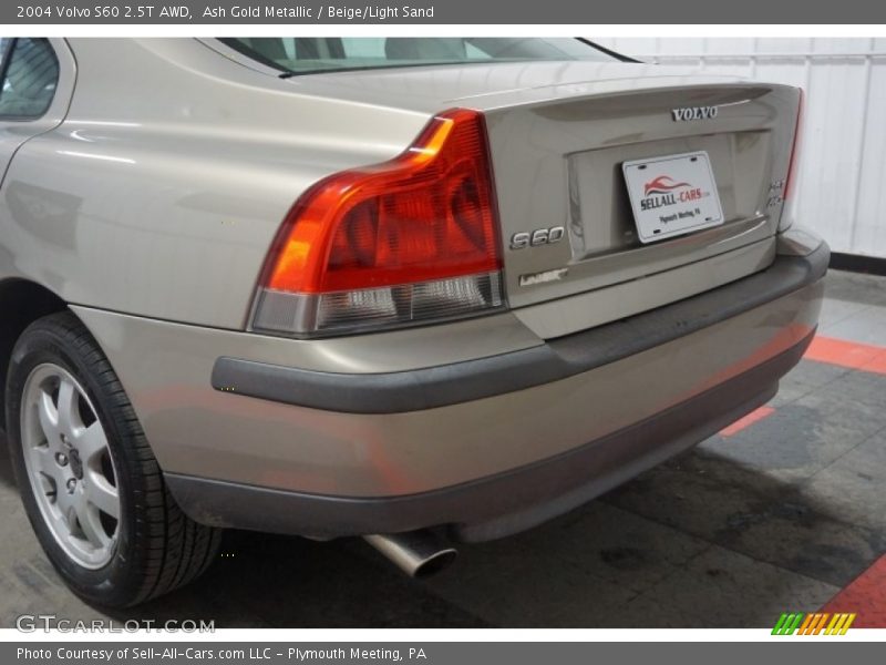 Ash Gold Metallic / Beige/Light Sand 2004 Volvo S60 2.5T AWD