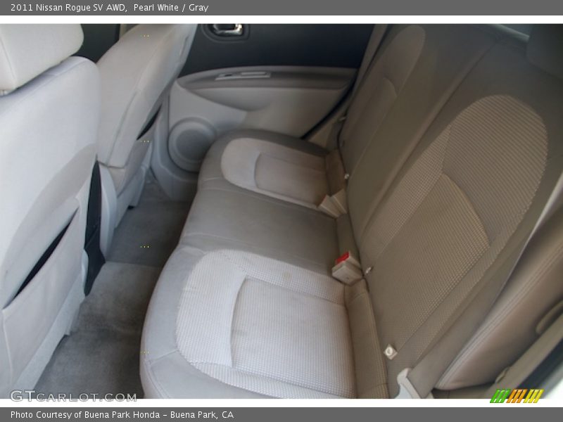 Pearl White / Gray 2011 Nissan Rogue SV AWD