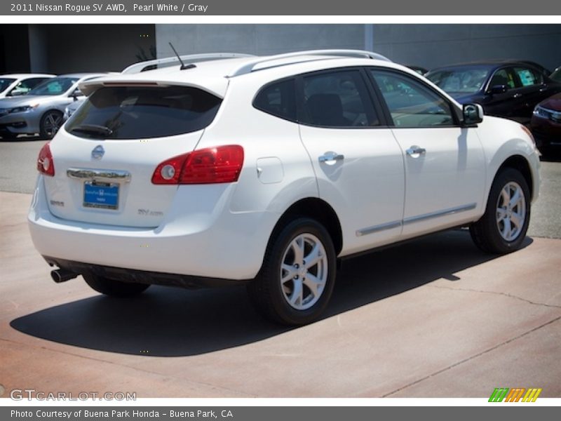 Pearl White / Gray 2011 Nissan Rogue SV AWD
