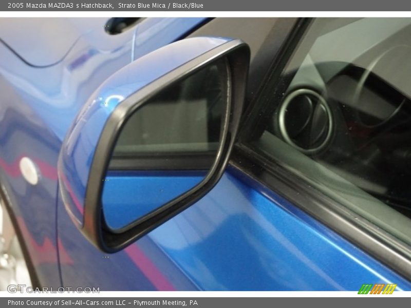Strato Blue Mica / Black/Blue 2005 Mazda MAZDA3 s Hatchback