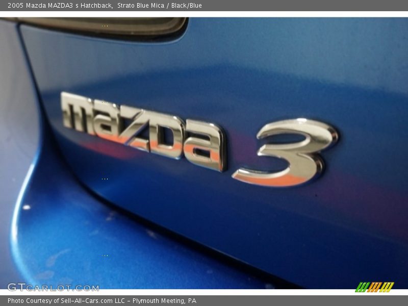 Strato Blue Mica / Black/Blue 2005 Mazda MAZDA3 s Hatchback