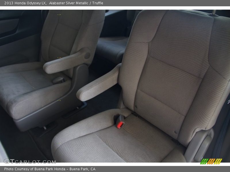Alabaster Silver Metallic / Truffle 2013 Honda Odyssey LX