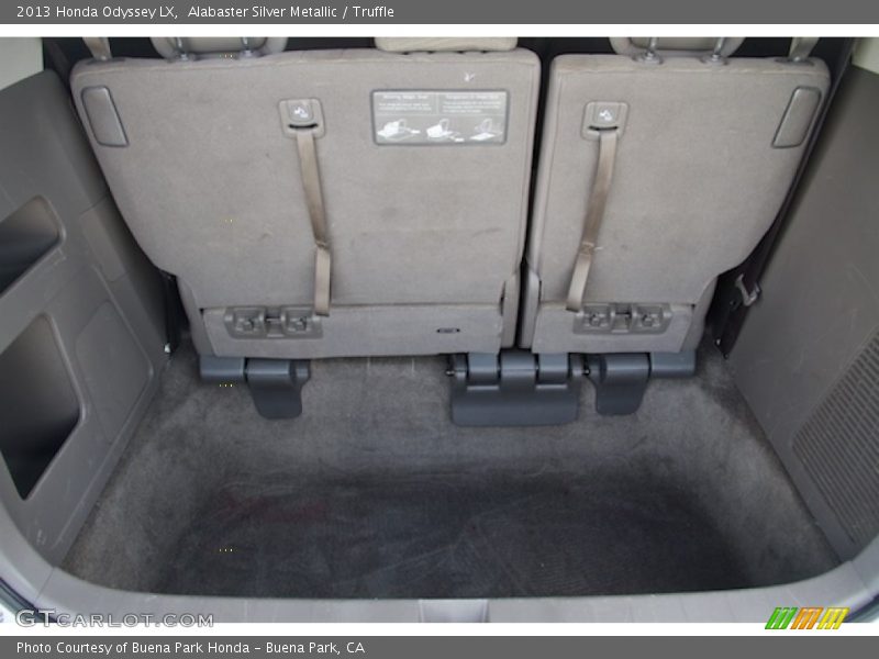 Alabaster Silver Metallic / Truffle 2013 Honda Odyssey LX