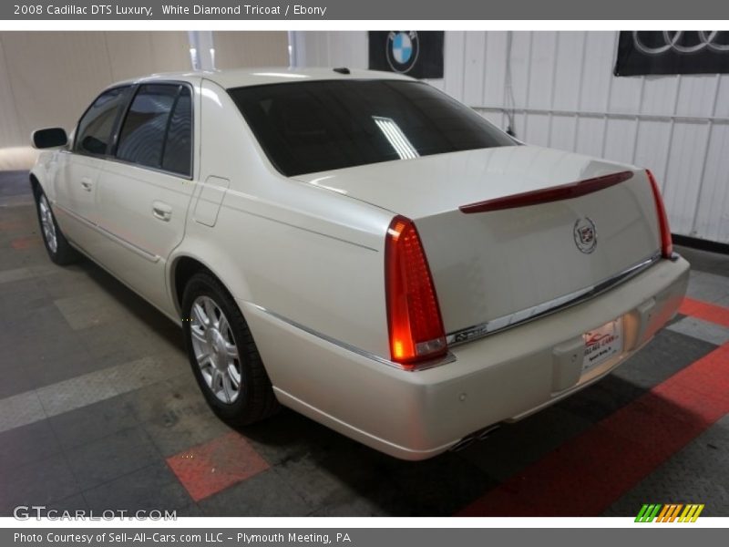 White Diamond Tricoat / Ebony 2008 Cadillac DTS Luxury
