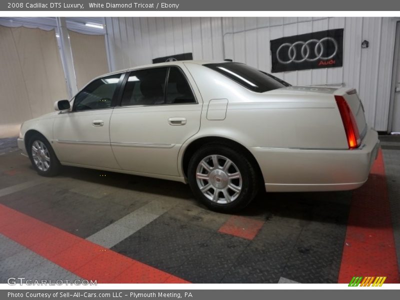 White Diamond Tricoat / Ebony 2008 Cadillac DTS Luxury