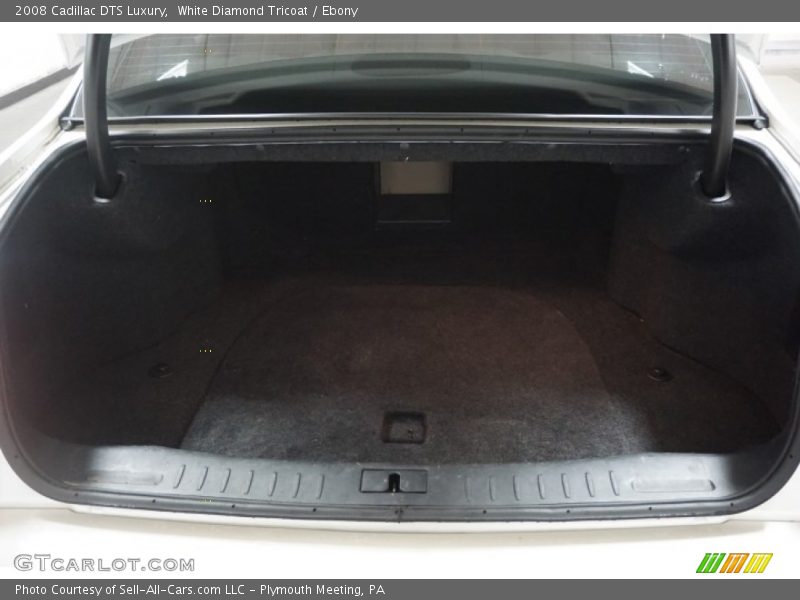 White Diamond Tricoat / Ebony 2008 Cadillac DTS Luxury