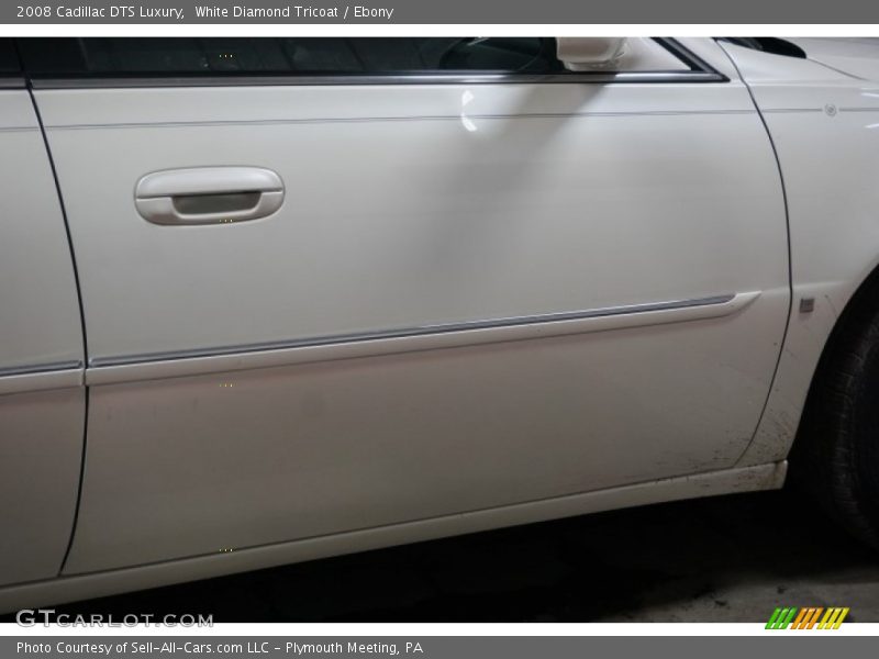 White Diamond Tricoat / Ebony 2008 Cadillac DTS Luxury