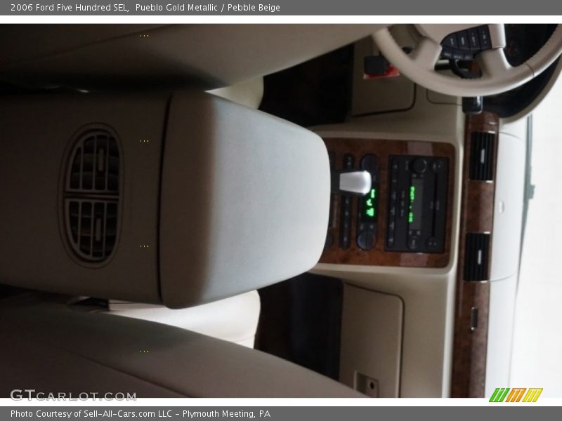 Pueblo Gold Metallic / Pebble Beige 2006 Ford Five Hundred SEL