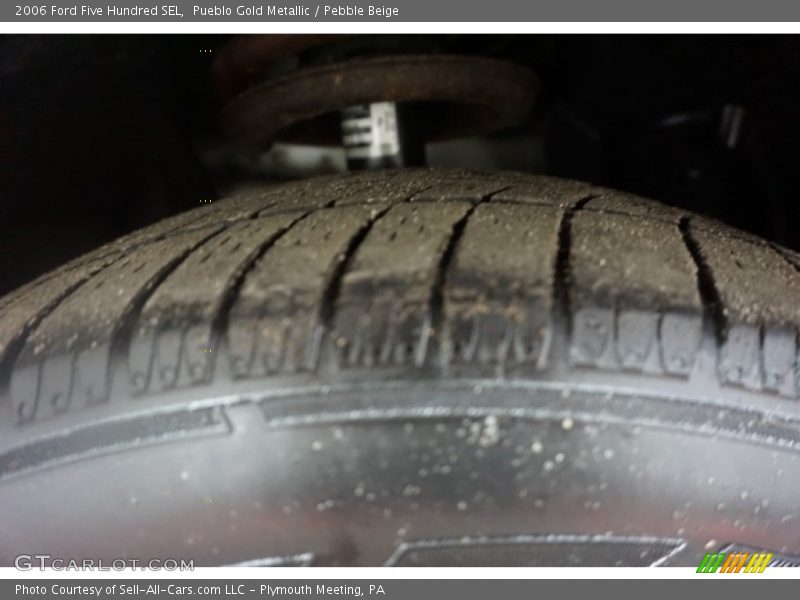 Pueblo Gold Metallic / Pebble Beige 2006 Ford Five Hundred SEL
