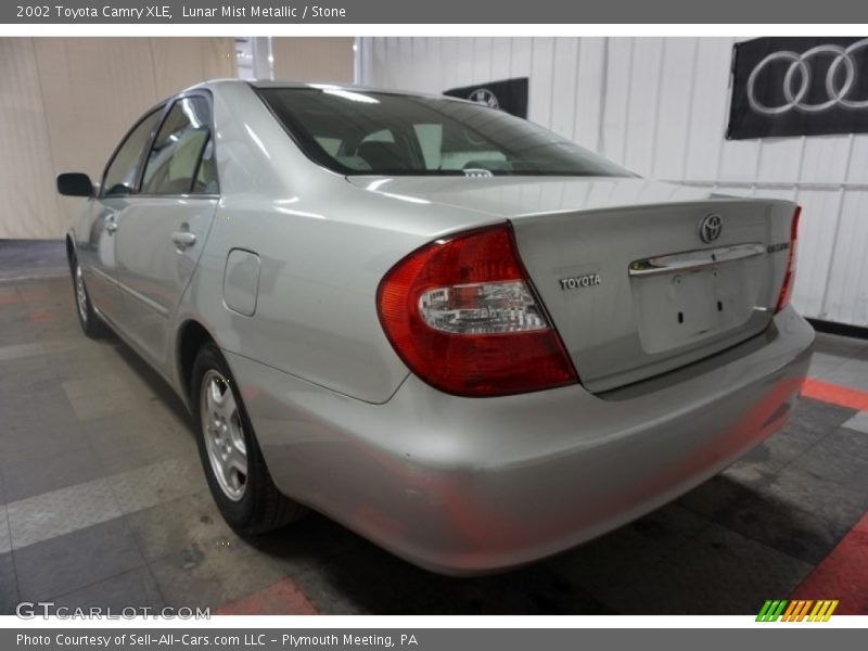Lunar Mist Metallic / Stone 2002 Toyota Camry XLE