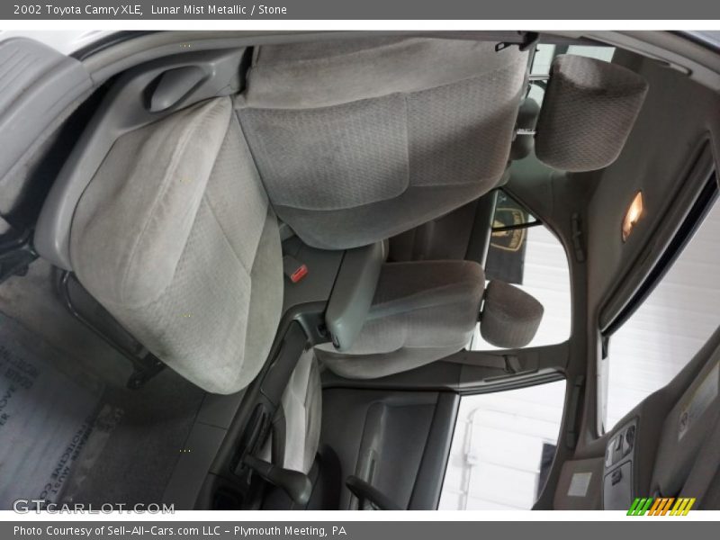 Lunar Mist Metallic / Stone 2002 Toyota Camry XLE