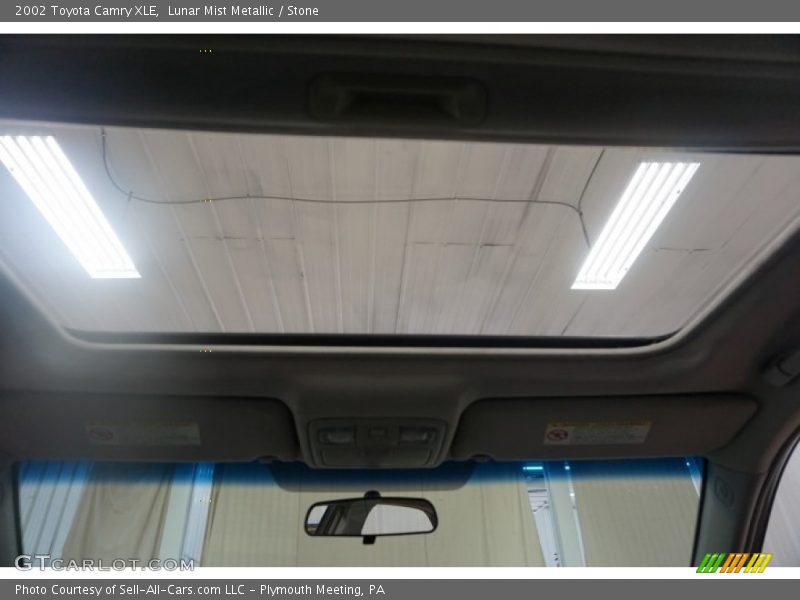 Lunar Mist Metallic / Stone 2002 Toyota Camry XLE