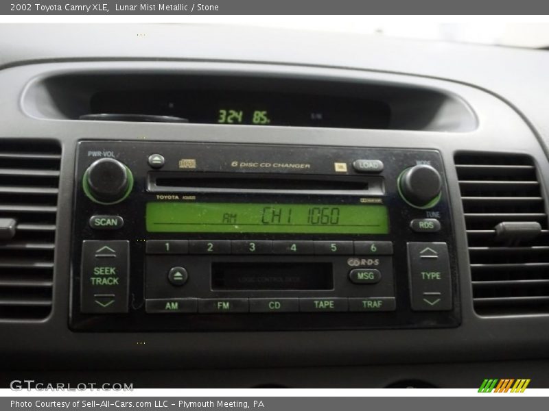 Lunar Mist Metallic / Stone 2002 Toyota Camry XLE
