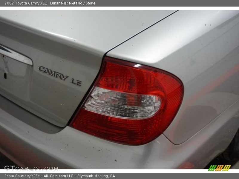 Lunar Mist Metallic / Stone 2002 Toyota Camry XLE