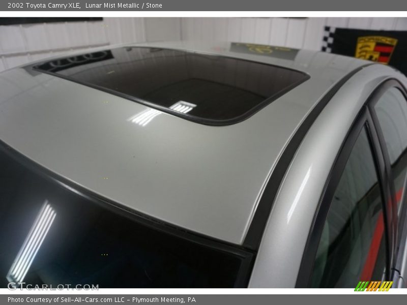 Lunar Mist Metallic / Stone 2002 Toyota Camry XLE