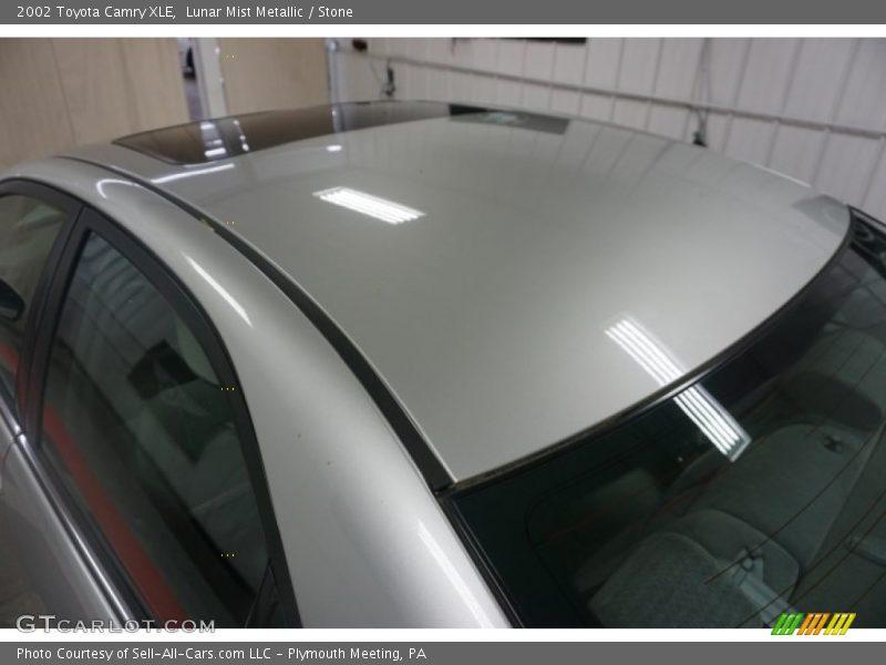 Lunar Mist Metallic / Stone 2002 Toyota Camry XLE