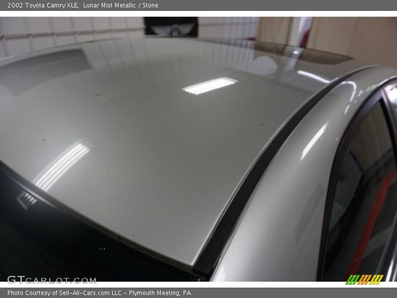 Lunar Mist Metallic / Stone 2002 Toyota Camry XLE