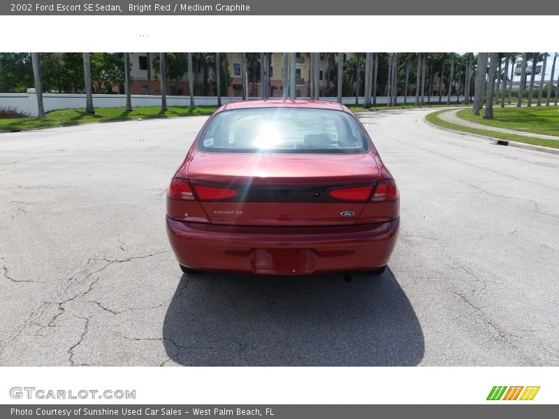 Bright Red / Medium Graphite 2002 Ford Escort SE Sedan