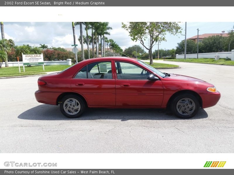 Bright Red / Medium Graphite 2002 Ford Escort SE Sedan
