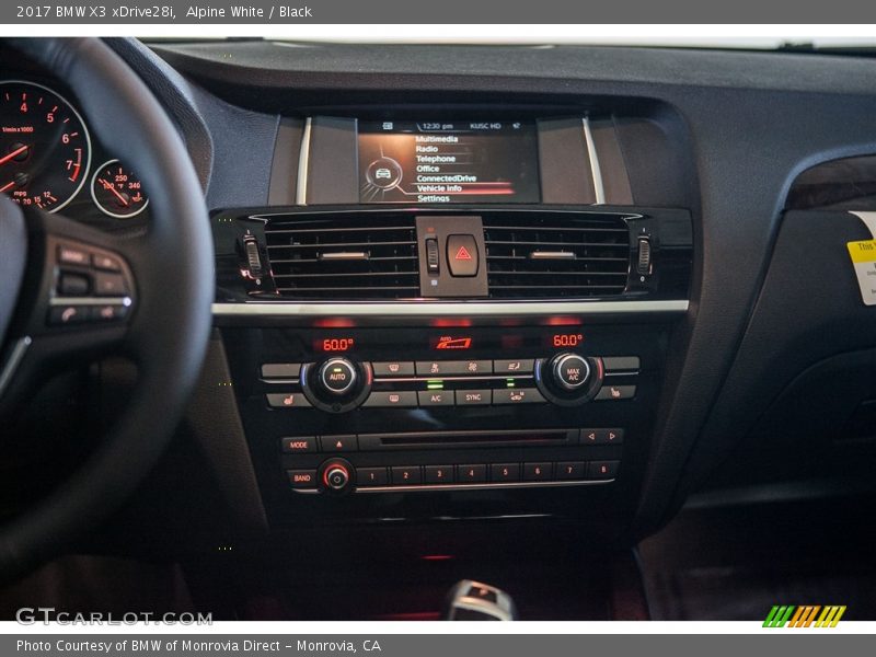 Alpine White / Black 2017 BMW X3 xDrive28i