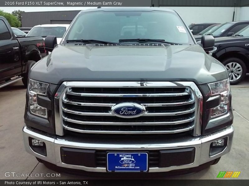 Magnetic / Medium Earth Gray 2016 Ford F150 XLT SuperCrew