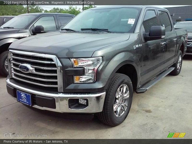 Magnetic / Medium Earth Gray 2016 Ford F150 XLT SuperCrew