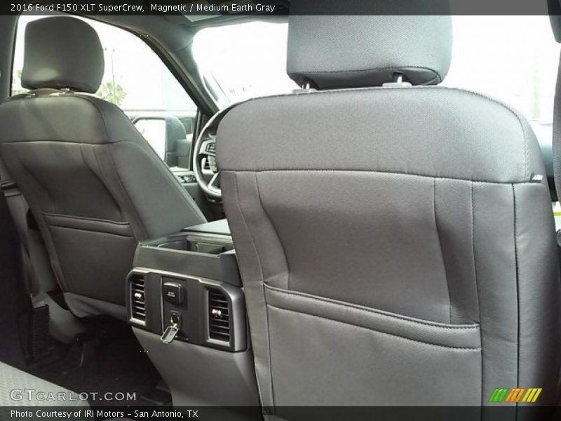 Magnetic / Medium Earth Gray 2016 Ford F150 XLT SuperCrew