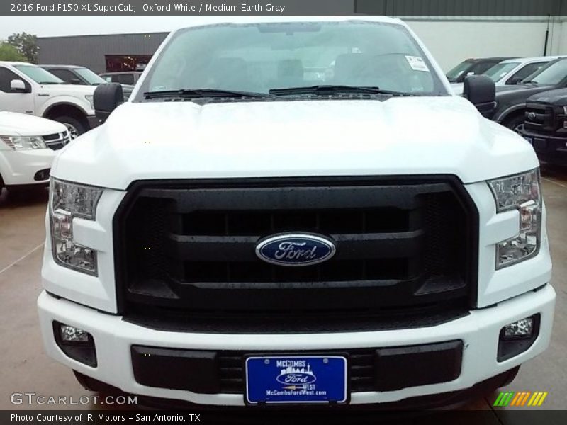 Oxford White / Medium Earth Gray 2016 Ford F150 XL SuperCab