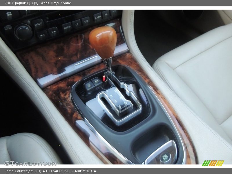 White Onyx / Sand 2004 Jaguar XJ XJ8