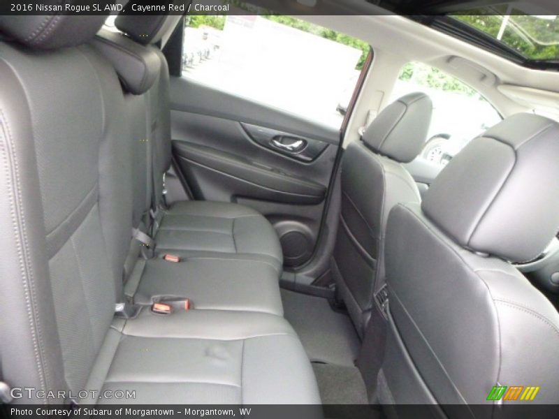 Cayenne Red / Charcoal 2016 Nissan Rogue SL AWD