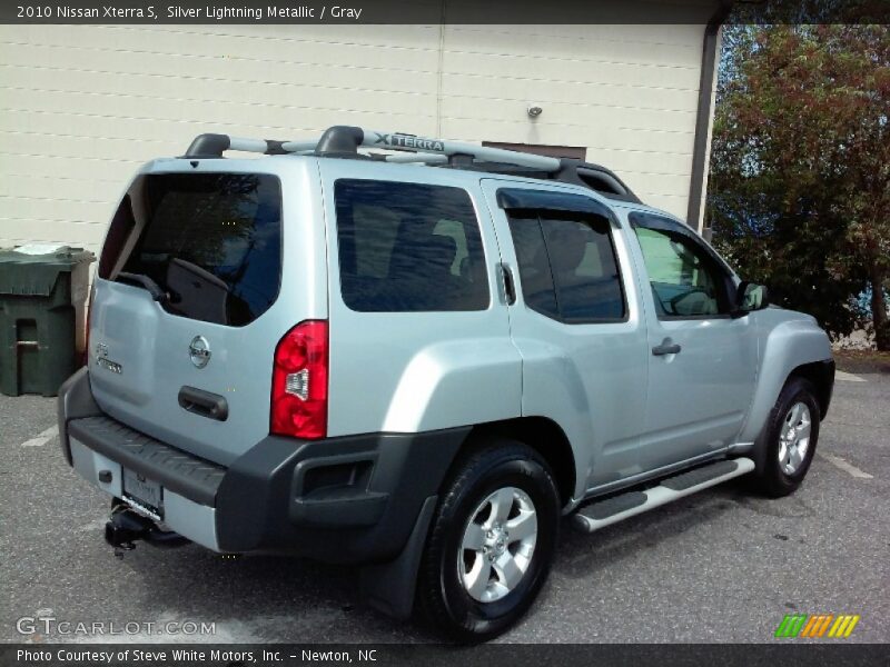 Silver Lightning Metallic / Gray 2010 Nissan Xterra S