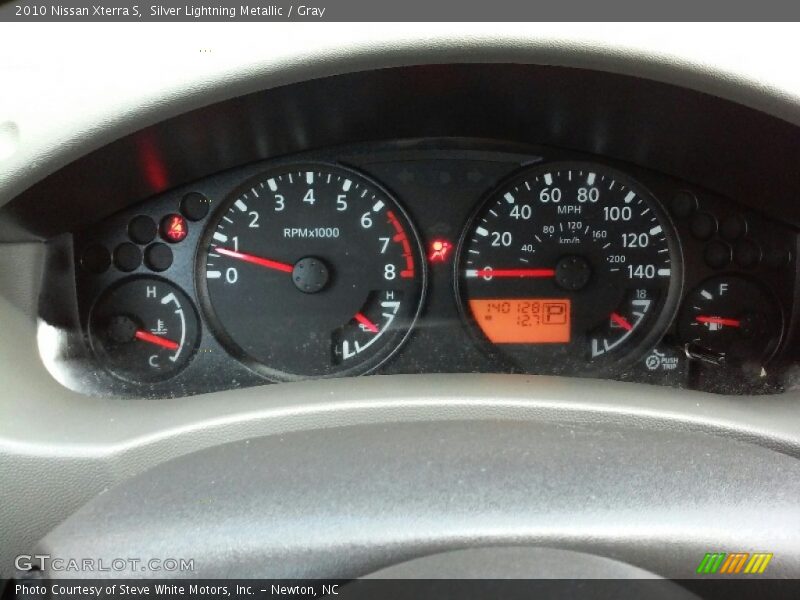 Silver Lightning Metallic / Gray 2010 Nissan Xterra S