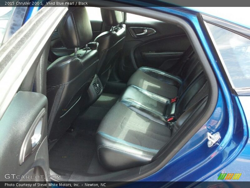 Vivid Blue Pearl / Black 2015 Chrysler 200 S