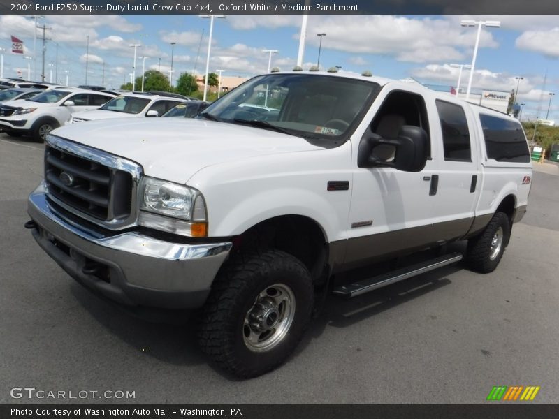Oxford White / Medium Parchment 2004 Ford F250 Super Duty Lariat Crew Cab 4x4