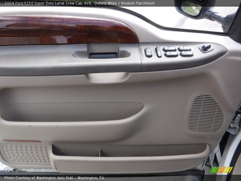 Oxford White / Medium Parchment 2004 Ford F250 Super Duty Lariat Crew Cab 4x4