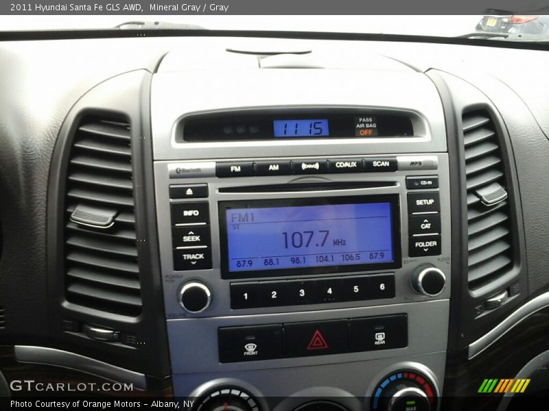 Mineral Gray / Gray 2011 Hyundai Santa Fe GLS AWD